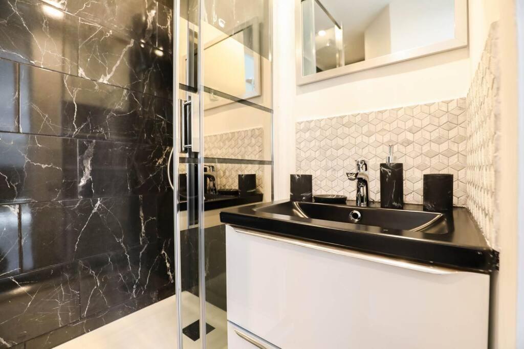 Apartament L'Urbain - Superbe Mezzanine Marsylia Zewnętrze zdjęcie